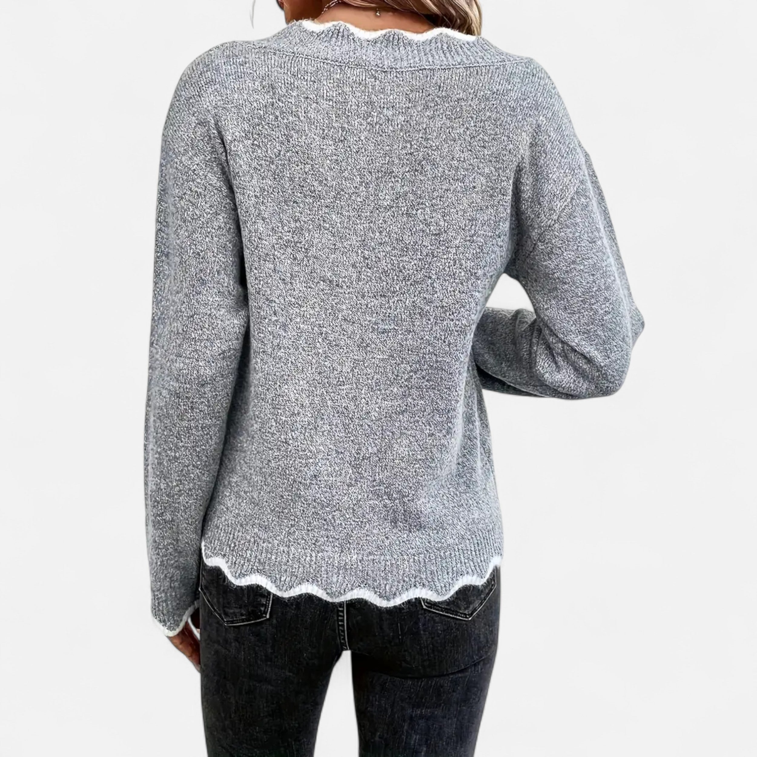 Belavoire | Women’s Elegant Scallop Trim Pullover