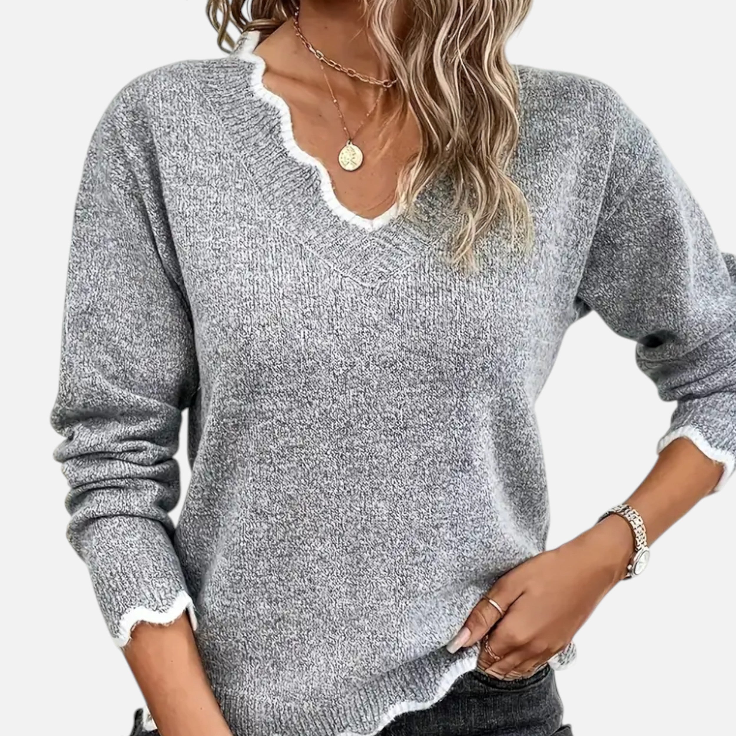Belavoire | Women’s Elegant Scallop Trim Pullover