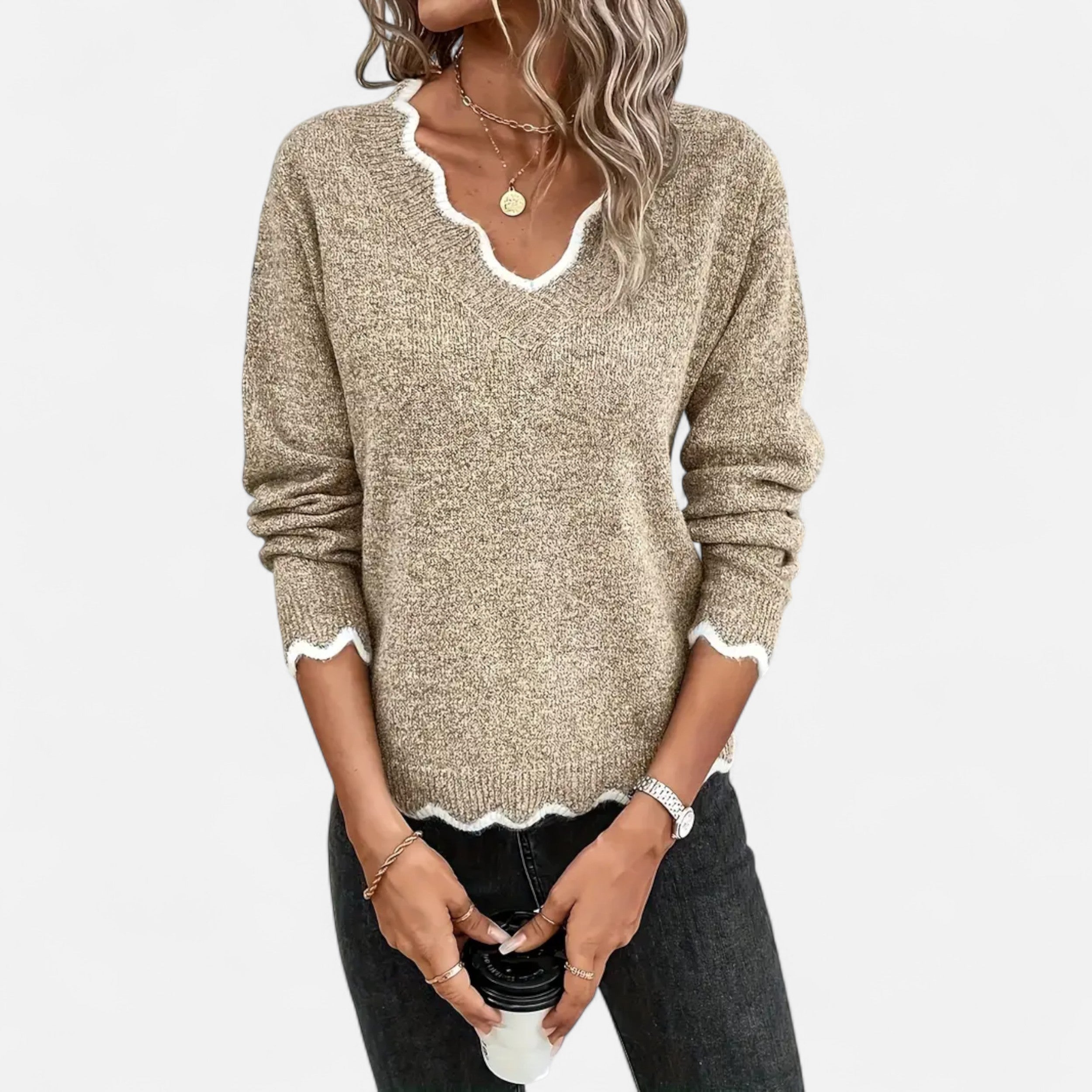 Belavoire | Women’s Elegant Scallop Trim Pullover